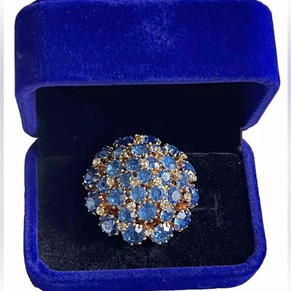 Made in Austria Blue Rhinestone Brooch Pin Gold Tone Dome Costume Jewelry - Picture 7 of 14